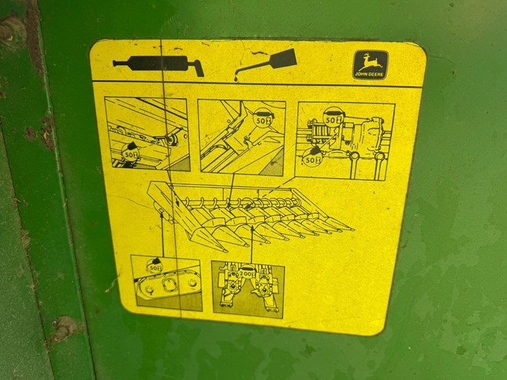 john-deere-8-image-29