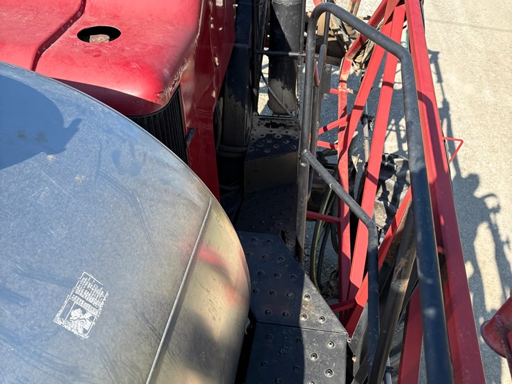 1999-case-ih-spx4260-image-11