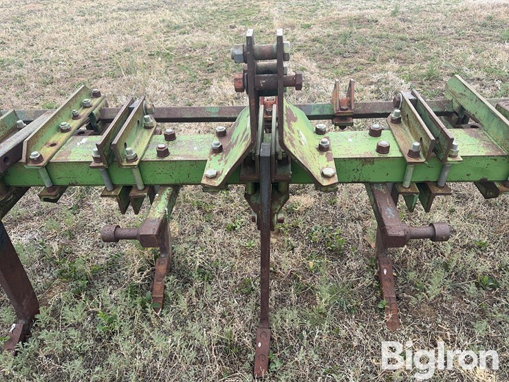 john-deere-model-b-image-12