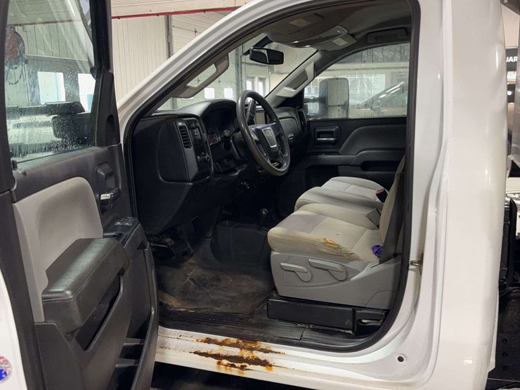 2018-gmc-sierra-3500hd-image-9