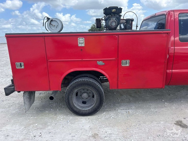 2006-ford-f350-image-19