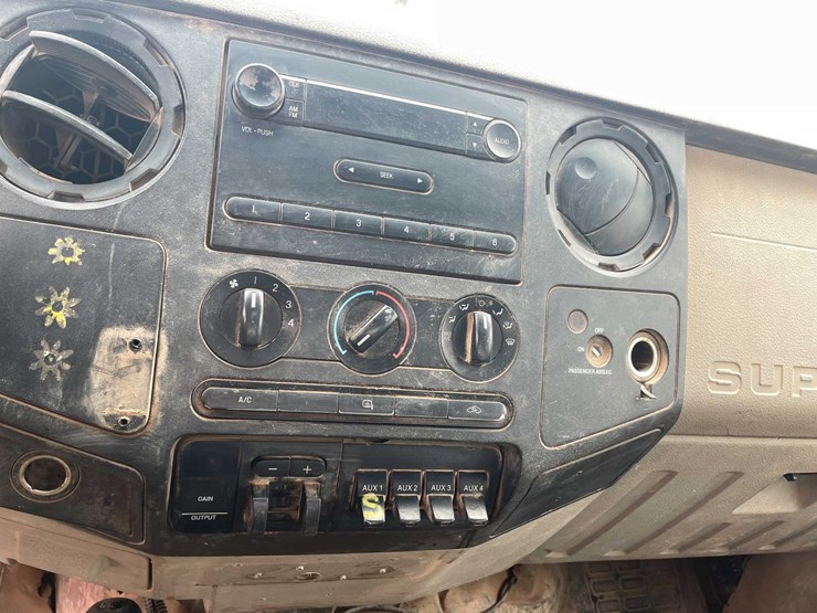 2008-ford-f550-xl-image-105
