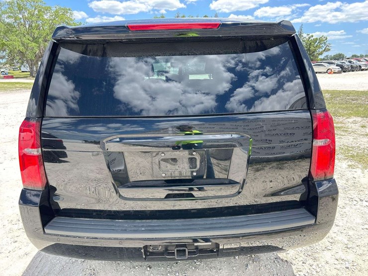 2018-chevrolet-tahoe-image-29