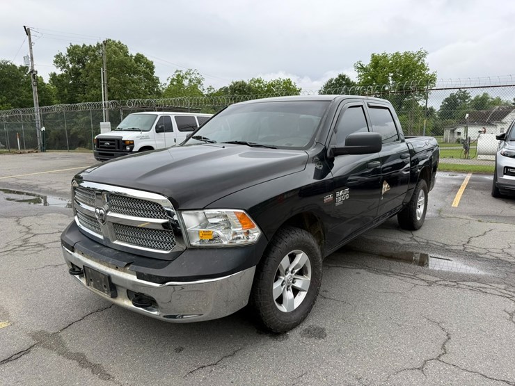 2019-dodge-1500-image-1