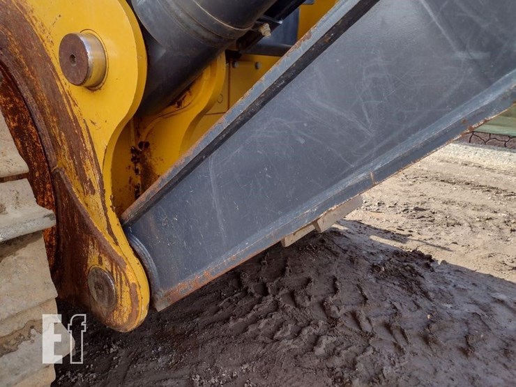 deere-1050-p-tier-image-45