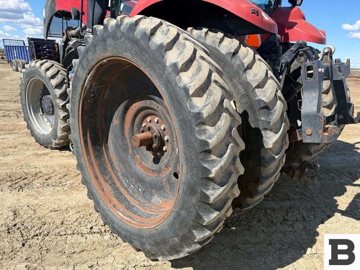 2015-case-ih-magnum-310-image-50
