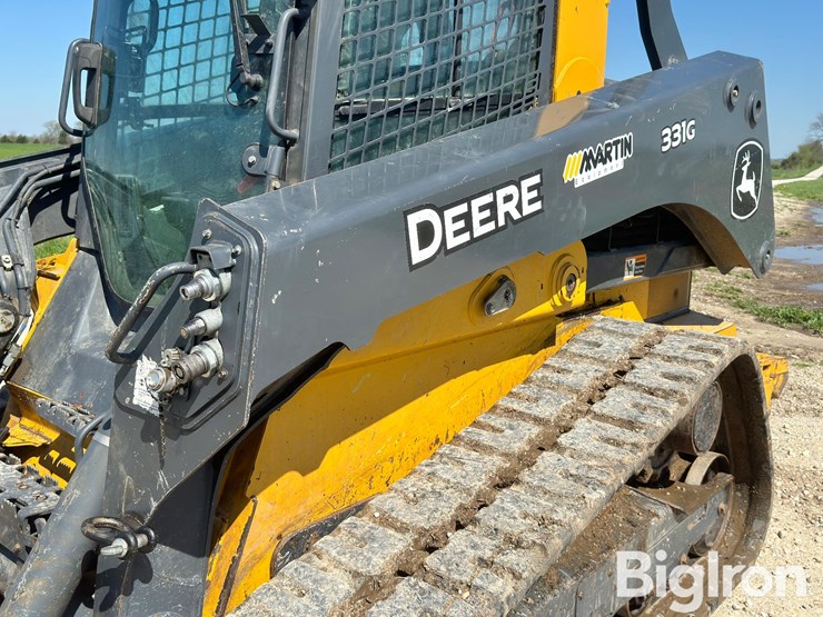2021-deere-331g-image-9