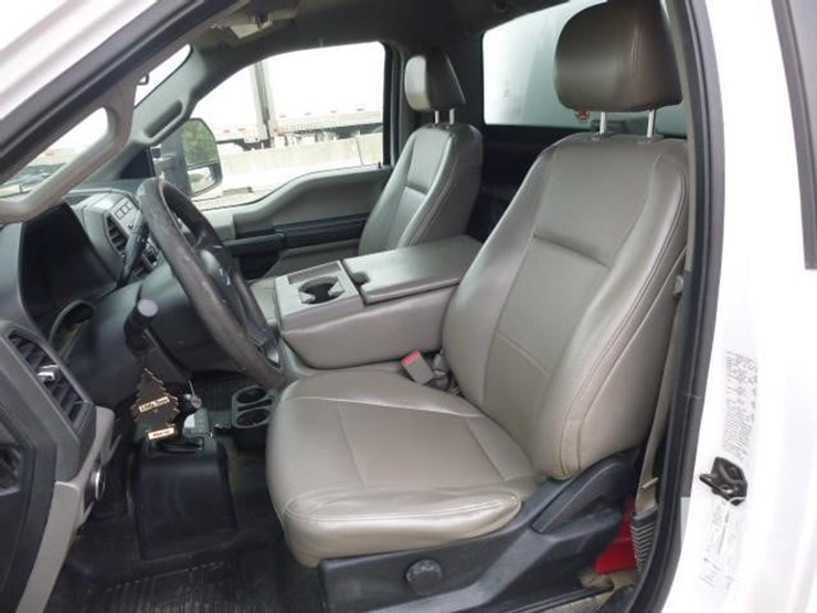 2017-ford-f550-image-12