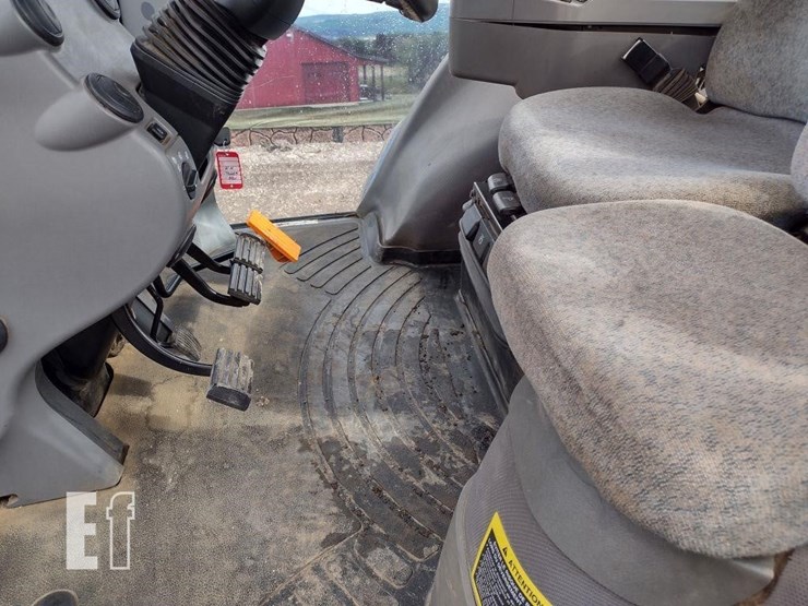 new-holland-tg285-image-12