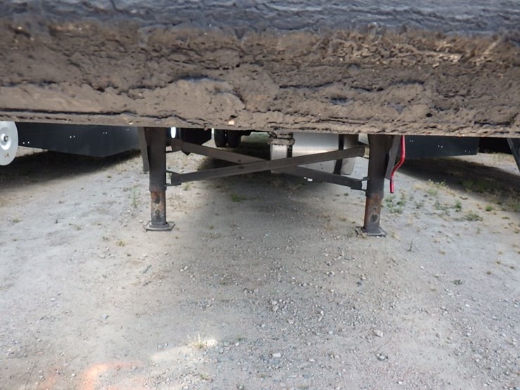 2019-utility-3000r-image-3