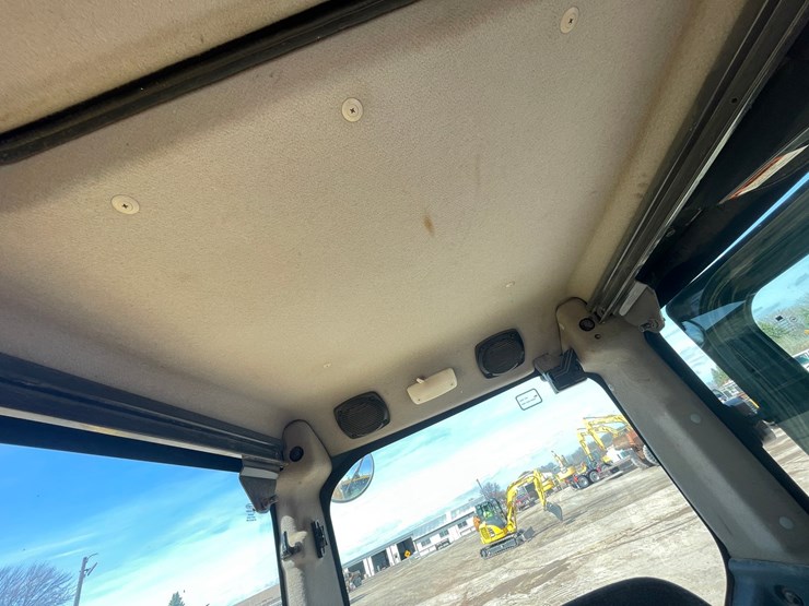 2014-komatsu-pc78-image-58