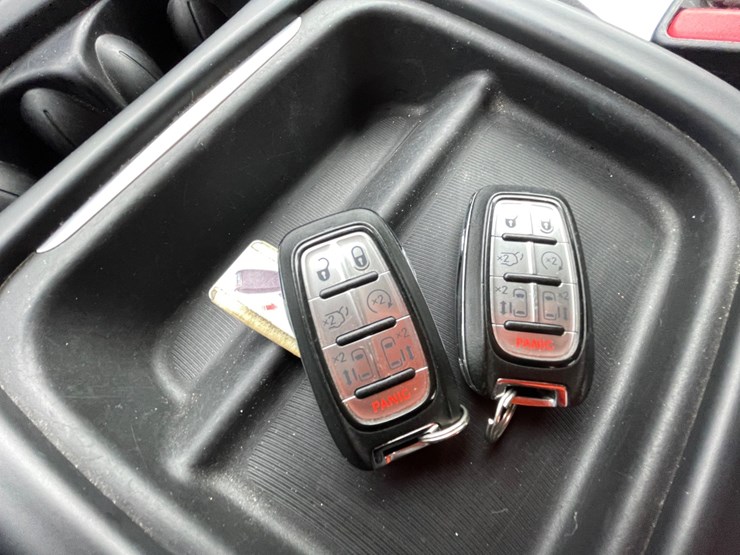 2018-chrysler-pacifica-image-58