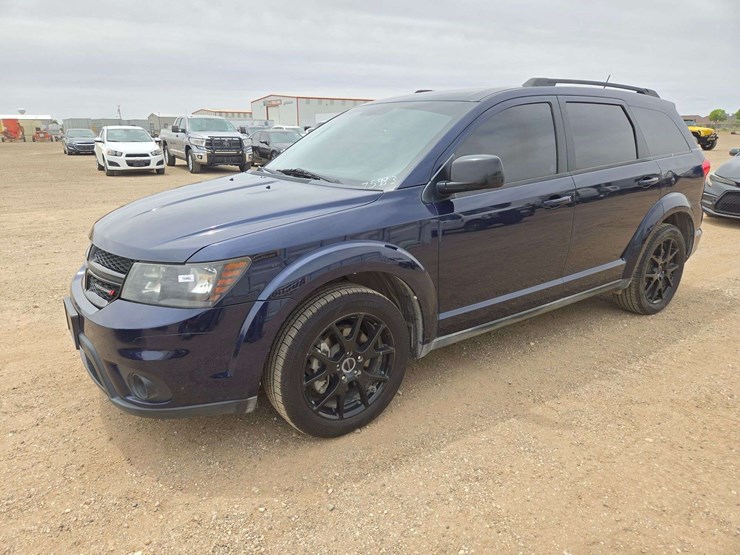 2017-dodge-journey-sxt-image-1