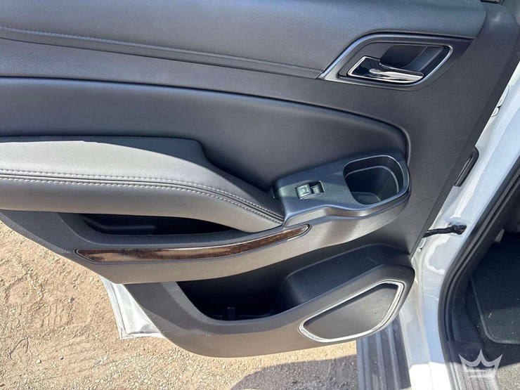 2016-chevrolet-tahoe-image-20