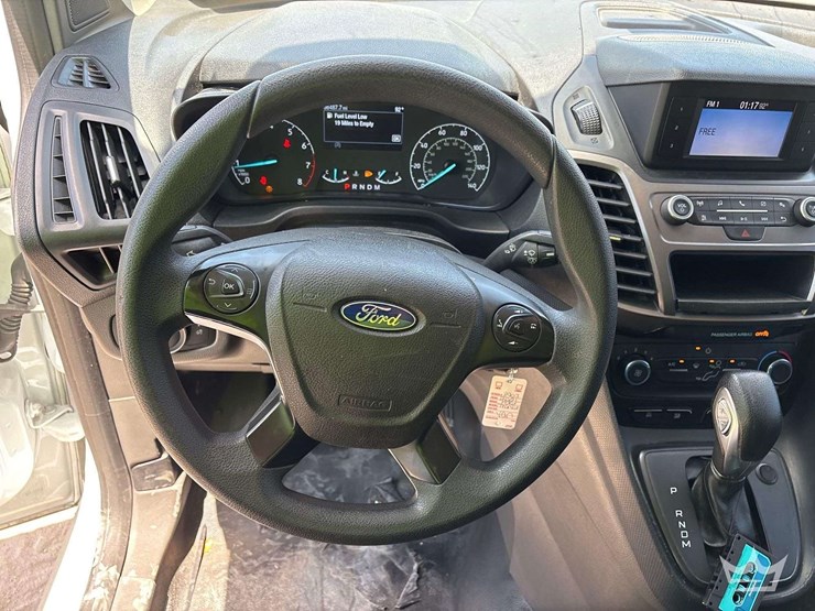 2021-ford-transit-connect-image-11