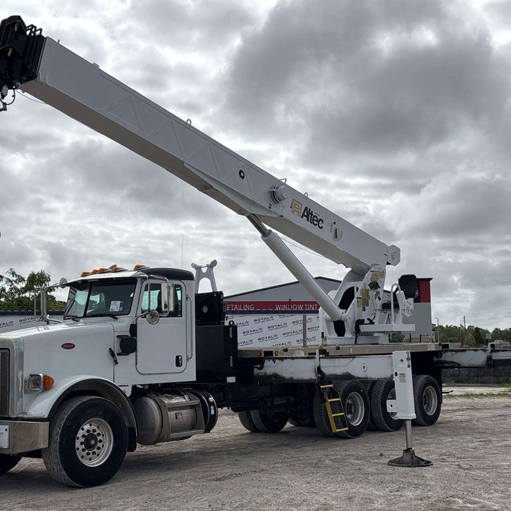 2011 PETERBILT 365