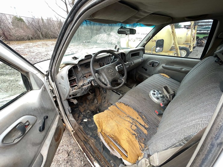 1998-chevrolet-3500-image-34