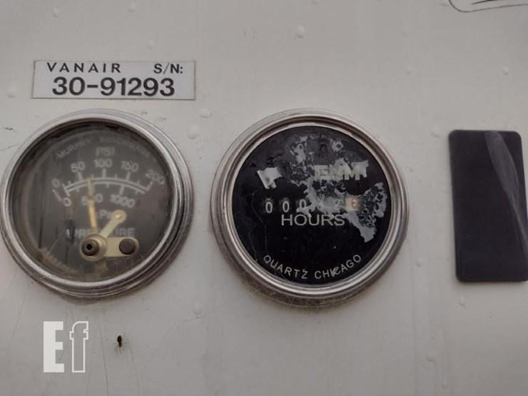 2015-hino-338-image-34