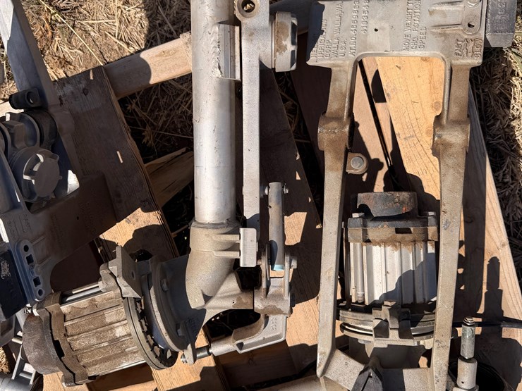 nelson-sr100-big-guns-image-9