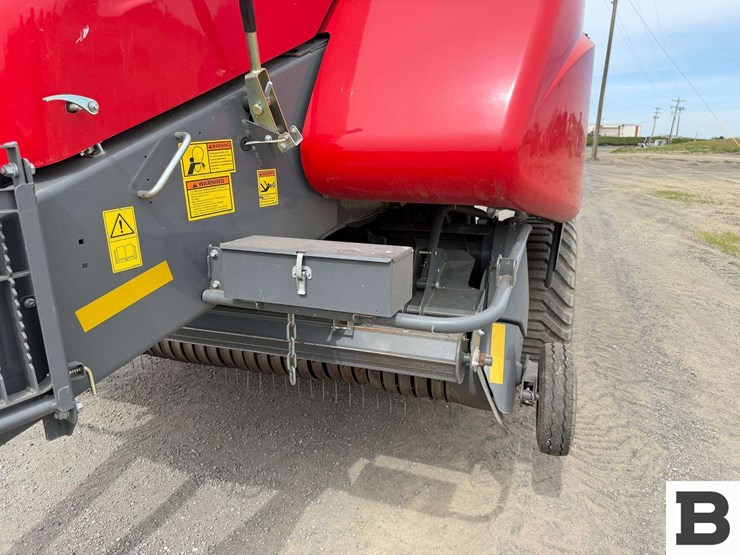 2022-massey-ferguson-2270-image-14