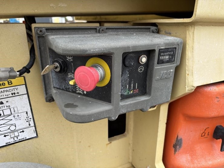 jlg-2632es-image-14