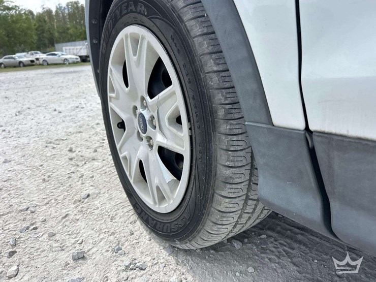 2016-ford-escape-image-22