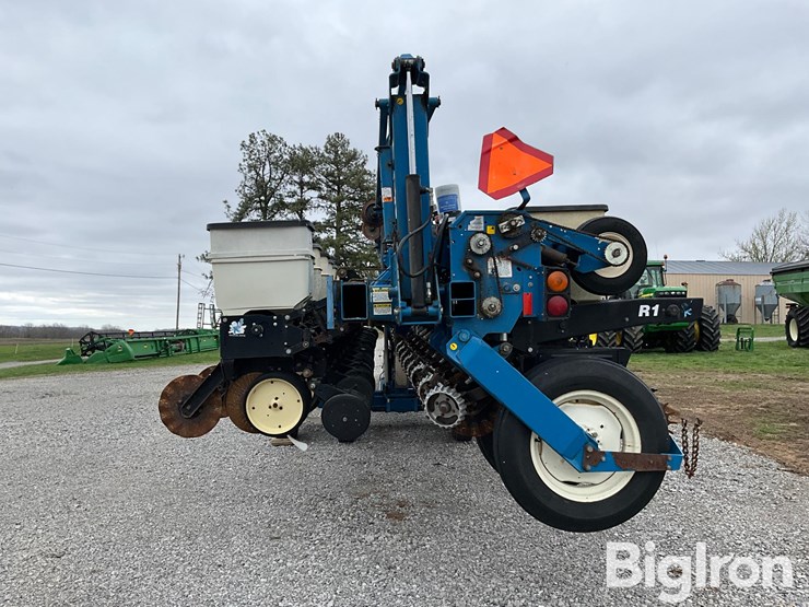 kinze-2600-image-6