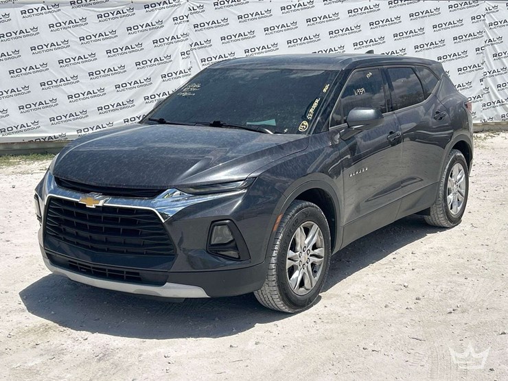 2021-chevrolet-blazer-image-1