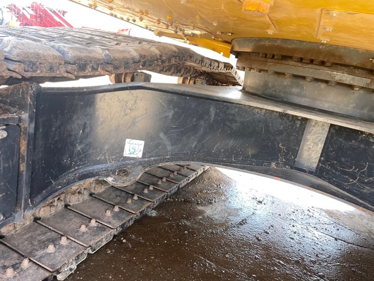 2022-komatsu-pc238us-lc-11-image-15