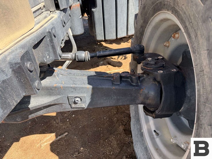 case-ih-farmall-105u-image-21