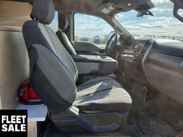2020-ford-f350-image-21