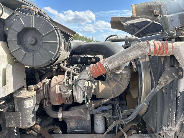 2005-mack-ch613-image-6