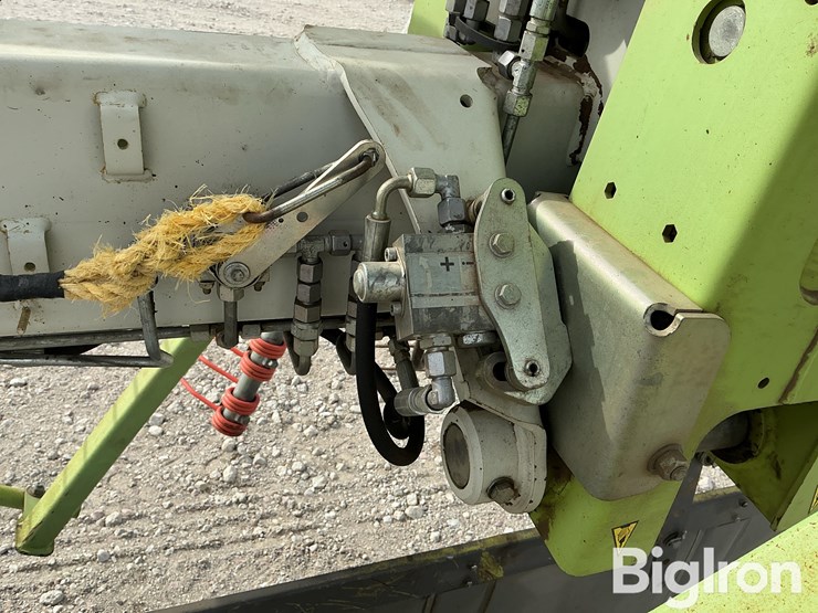 2012-claas-liner-2800-image-18