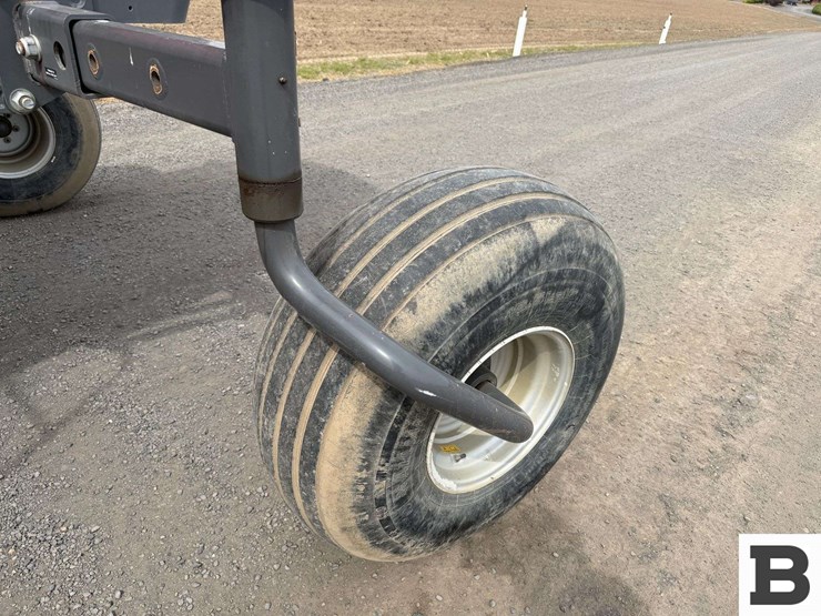 2019-massey-ferguson-wr9970-image-33