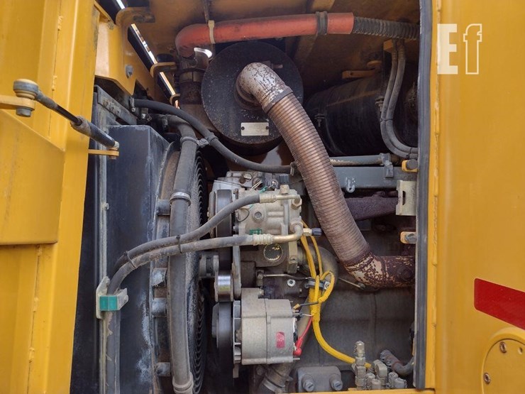 2004-deere-655c-ii-image-35