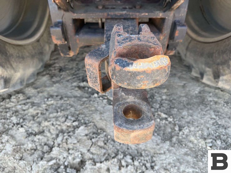 2015-case-ih-magnum-310-image-63