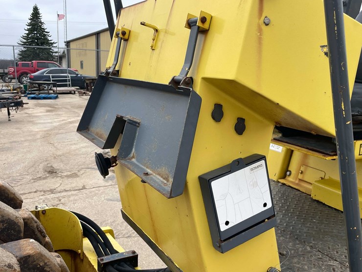 #4049-•-bomag-roller-image-40