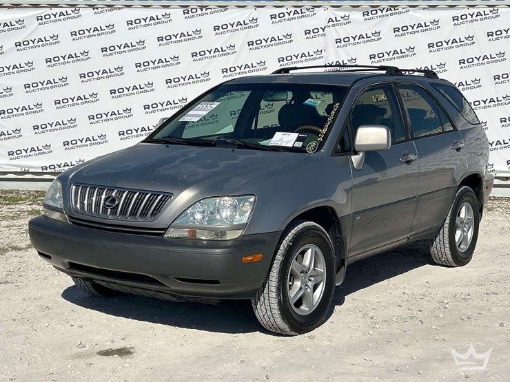 2002-lexus-rx300-image-1