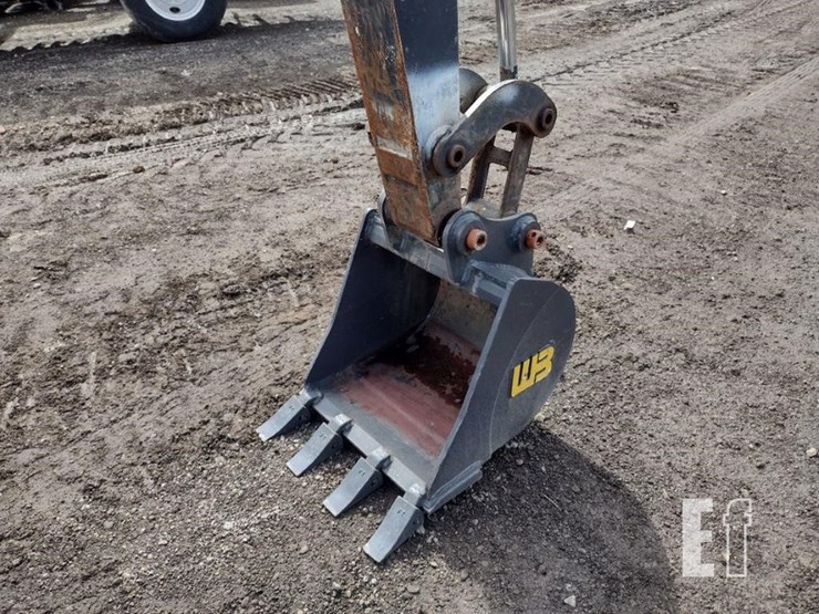 2022-deere-26g-image-18