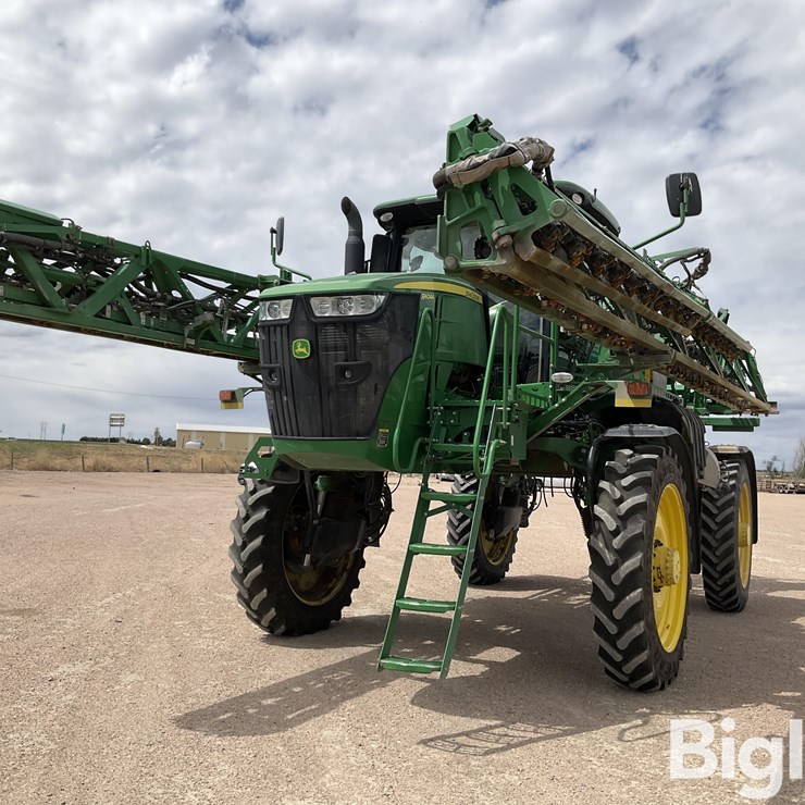 2019 JOHN DEERE R4044