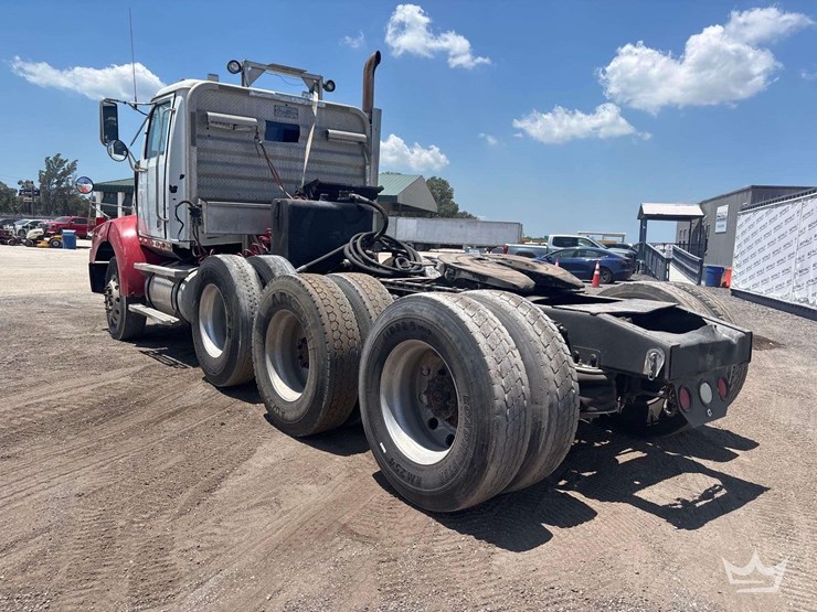 2007-western-star-4900sa-image-4