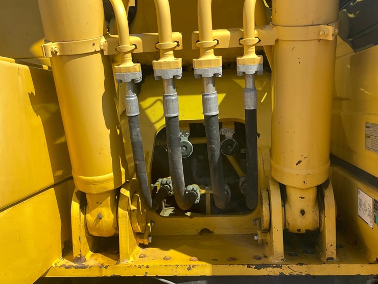 2015-komatsu-pc290lc-11-slf-image-25