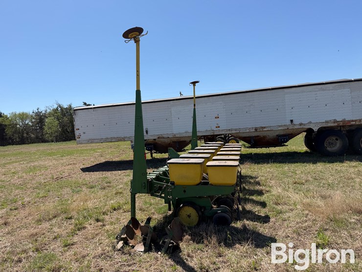 john-deere-7100-image-8