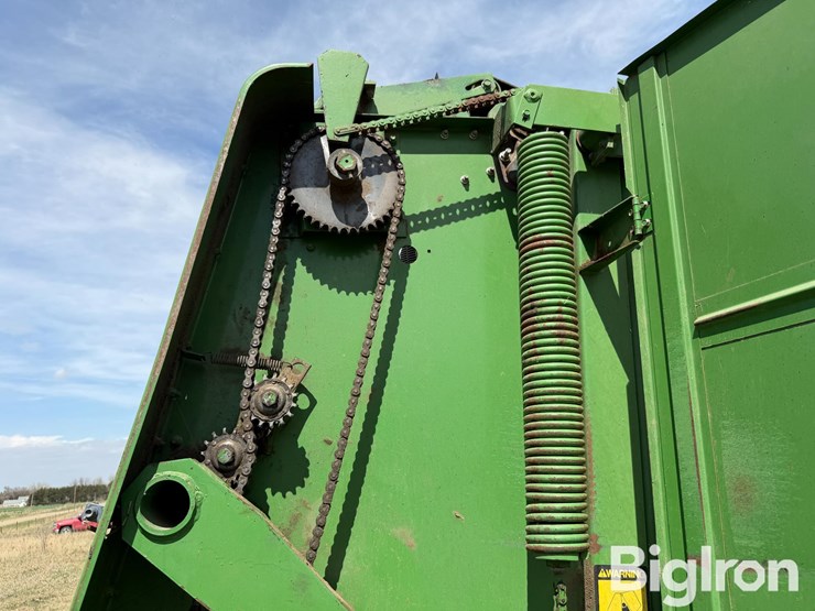 john-deere-630-image-17