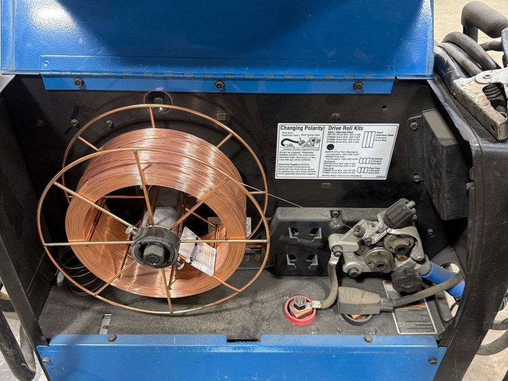 miller-millermatic-252-wire-feed-welder---toppenish,-wa-image-2
