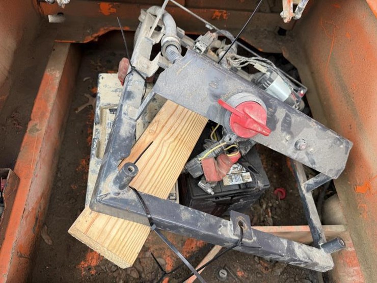2014-doosan-dx225-lc-image-27