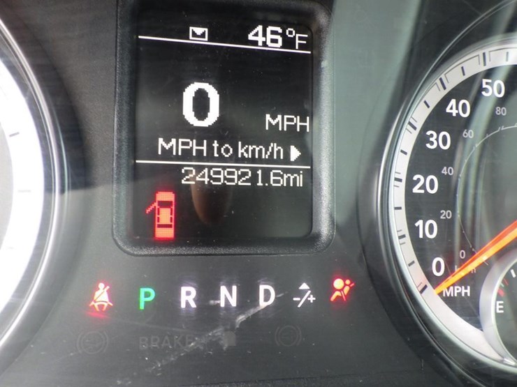 2014-dodge-1500-image-14