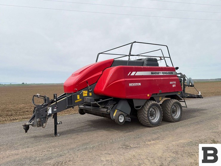 2022-massey-ferguson-2270-image-2