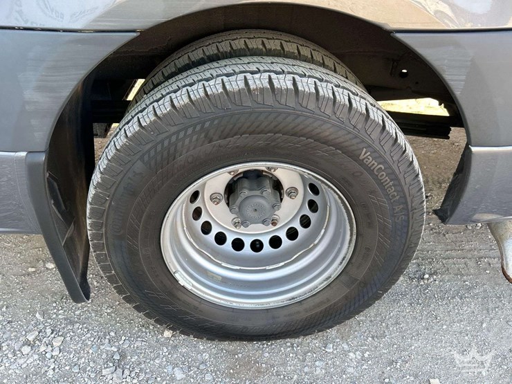 2021-mercedes-benz-sprinter-4500-image-33