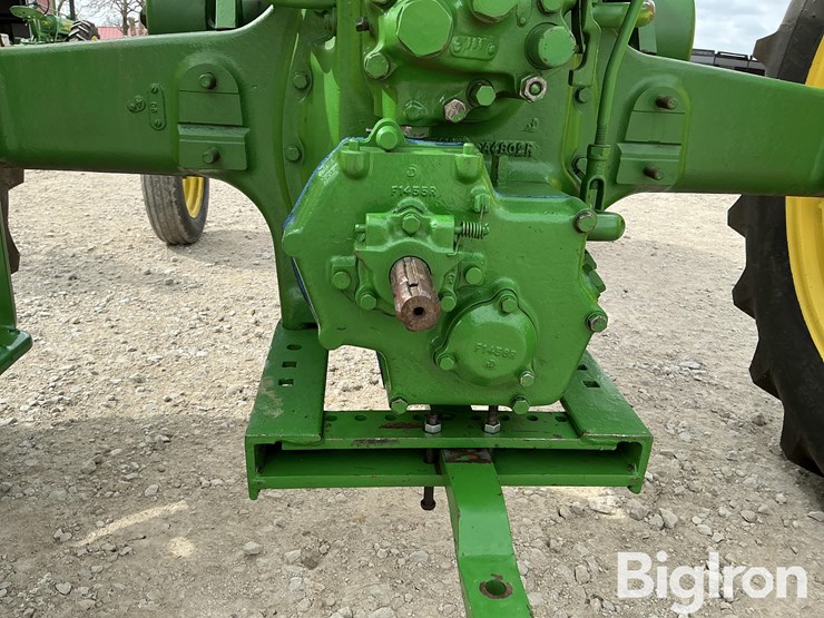 1954-john-deere-60-image-17